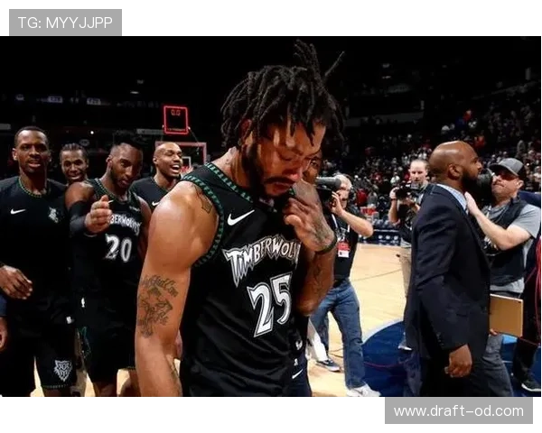 德里克·罗斯突破能力提升 关键时刻得分效率领先队友