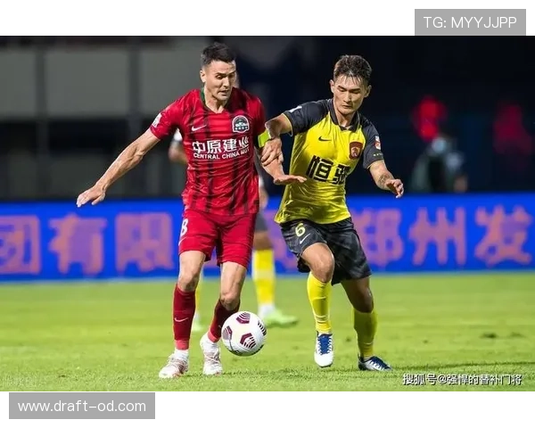 坎通纳持续高位逼抢撕裂防线 本赛季中场角色显著提升