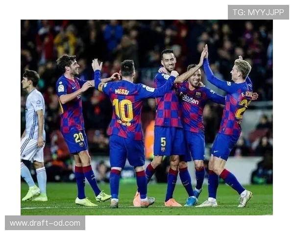 巴黎圣日耳曼关键战连遭重创，问题集中暴露影响赛季走势