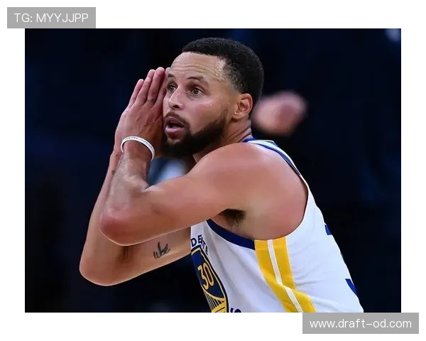 罗伯特森持球单打与组织主导，关键回合压过库里